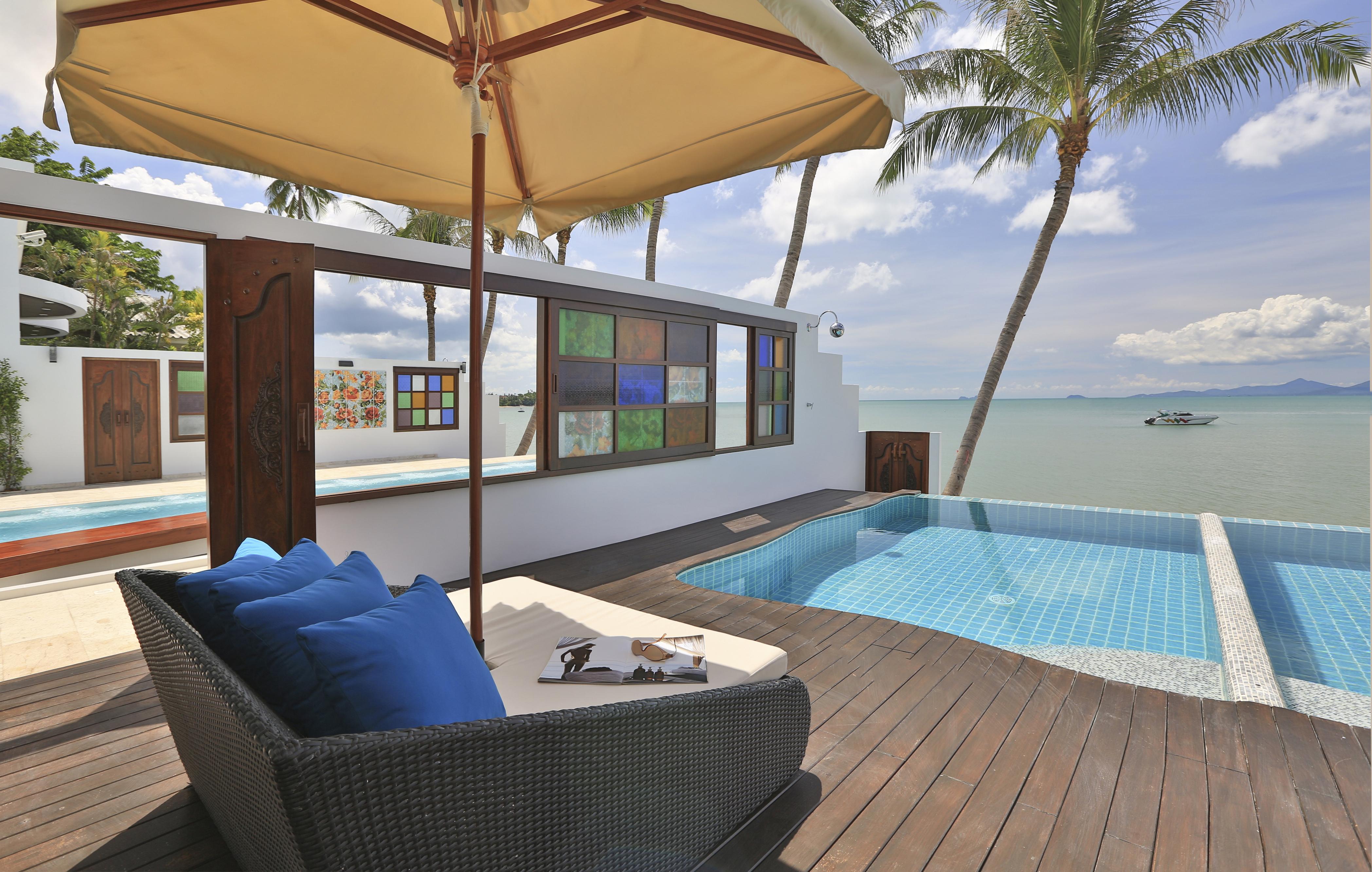 The Privilege Hotel Ezra Beach Club Bangrak pláž Exteriér fotografie