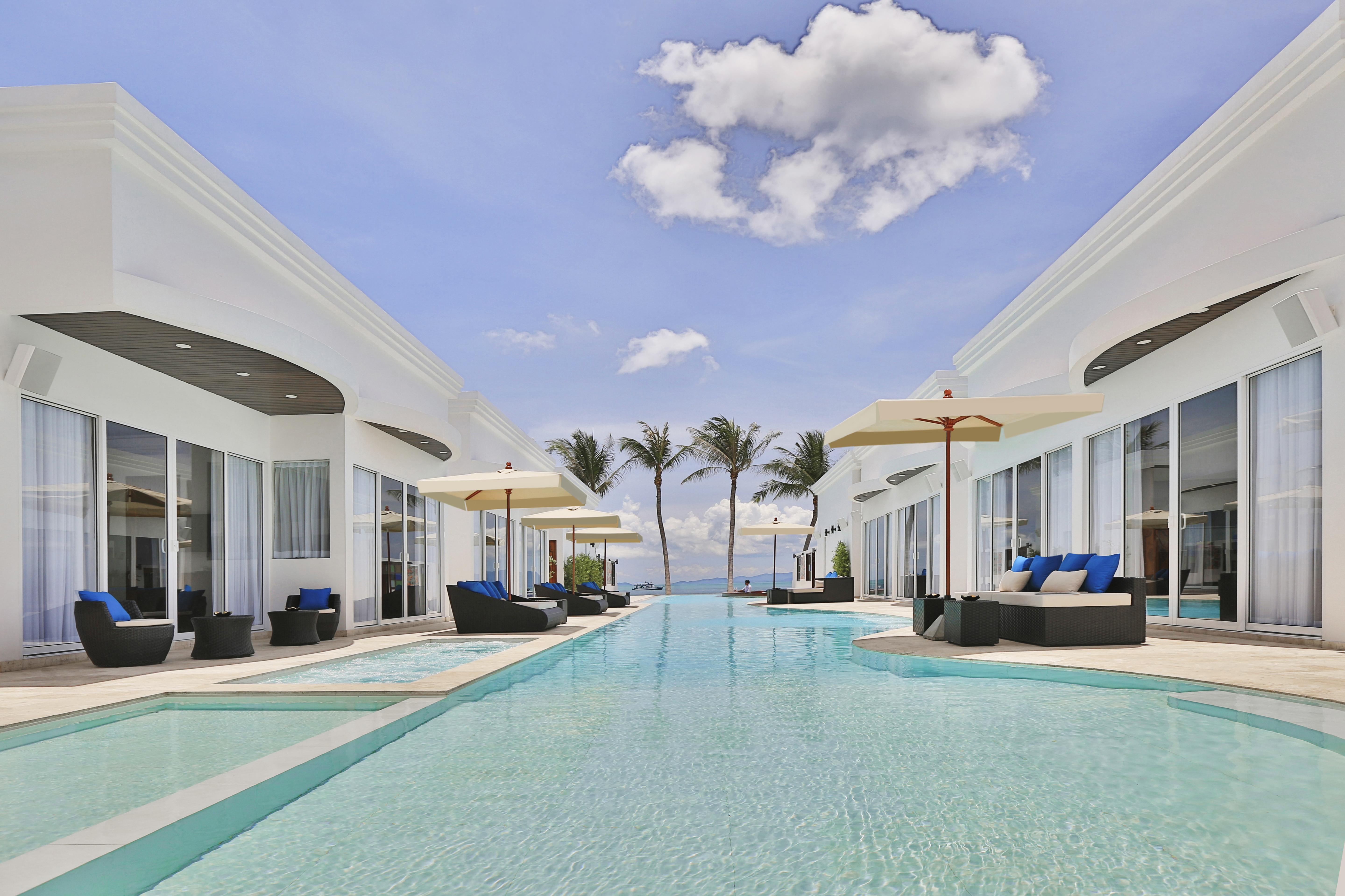 The Privilege Hotel Ezra Beach Club Bangrak pláž Exteriér fotografie