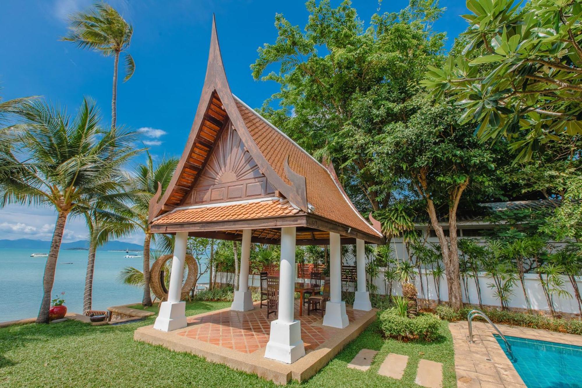 The Privilege Hotel Ezra Beach Club Bangrak pláž Exteriér fotografie
